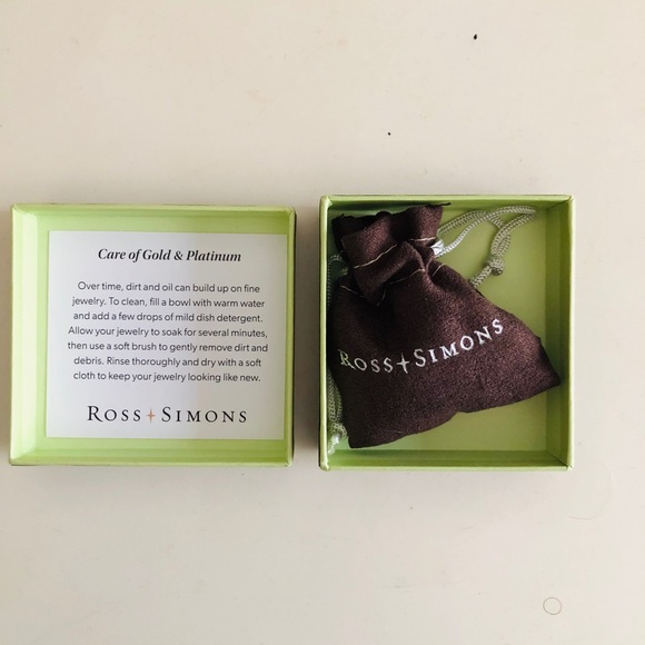 Ross and Simons .10ct t.w. Diamon Ribbon pin - Picture 2 of 2